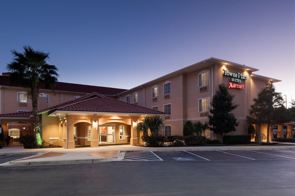TownePlace Suites by Marriott San Antonio Airport image 1